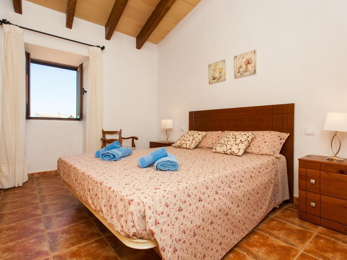 Villa Paula Llombarts エクステリア 写真